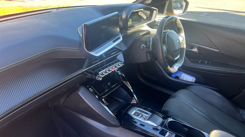 Peugeot 208 1.2 PureTech 100 GT 5dr EAT8 Petrol Hatchback